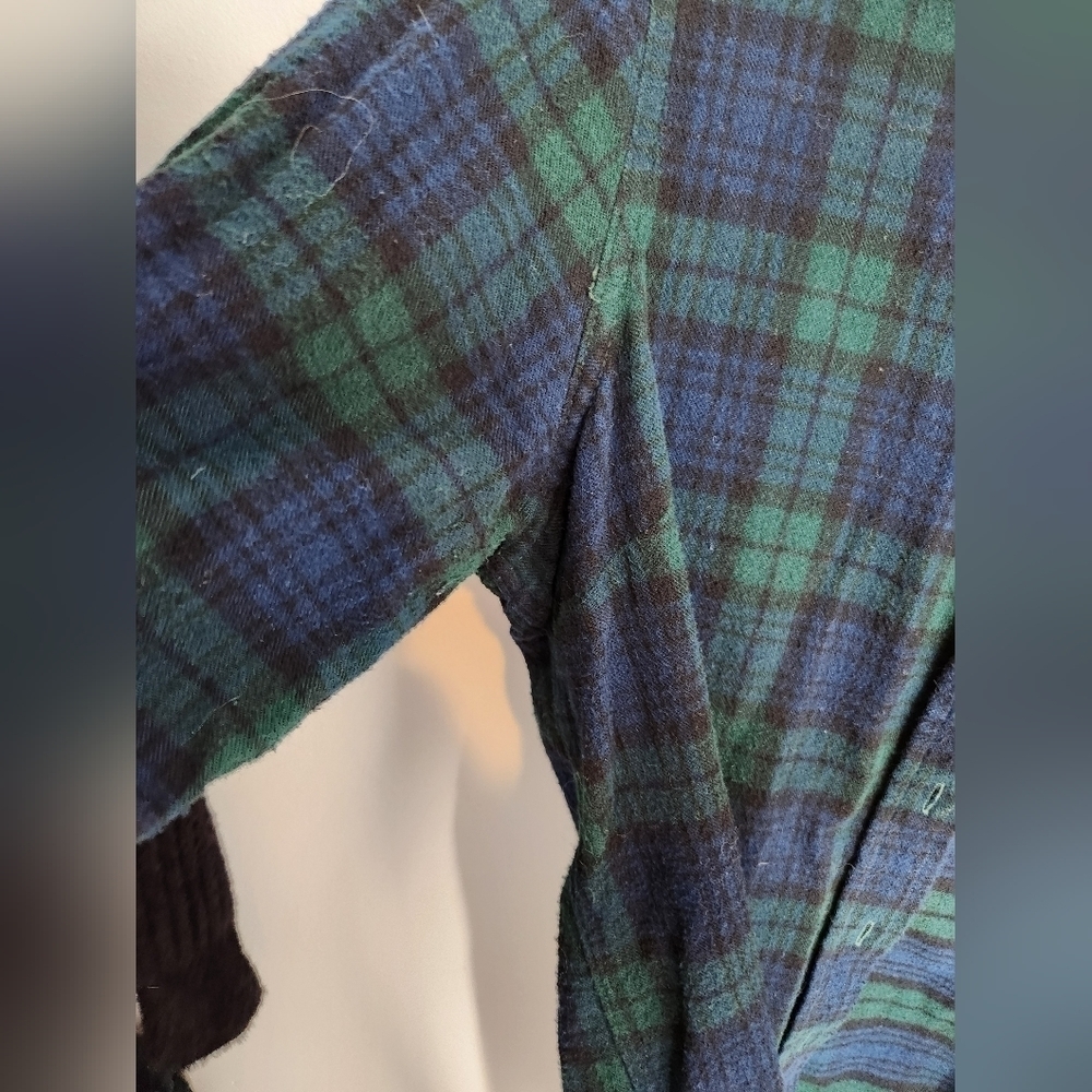 LL Bean scotch plaid flannel shirt Size Medium - Picture 7 of 8